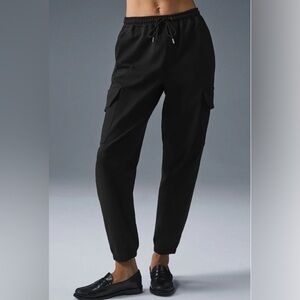 Alo Women's Cargo Pants